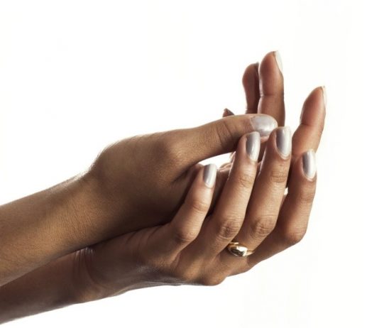 How To Keep your Nails Healthy